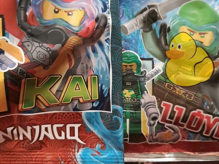 Zwei LEGO Ninjago Figuren